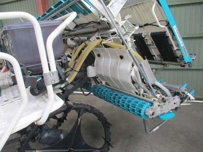 田植機 EP8D-FGS 写真３