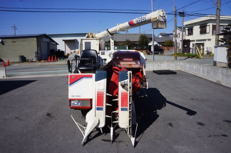 コンバイン CA160 写真２