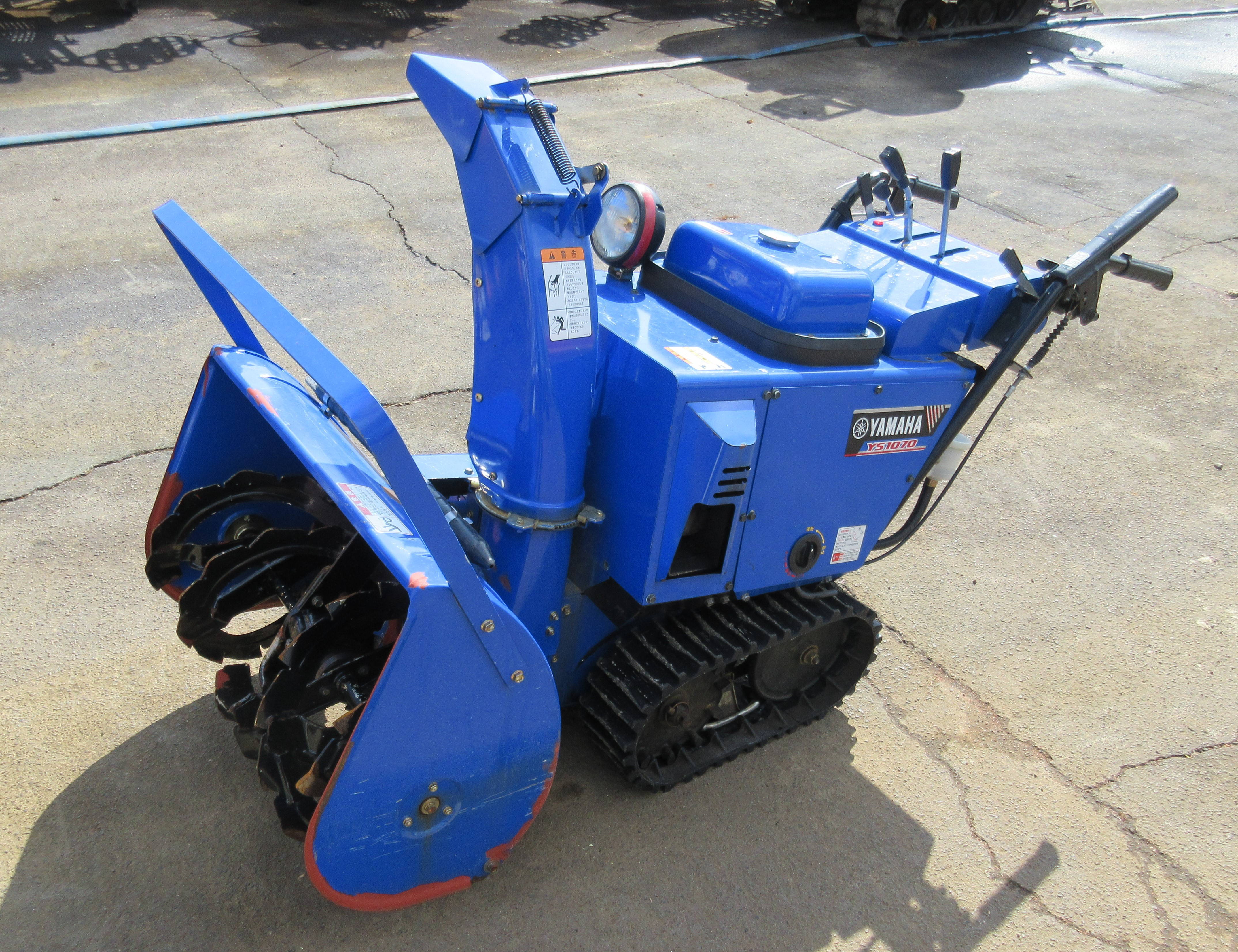 ヤマハ 除雪機 写真