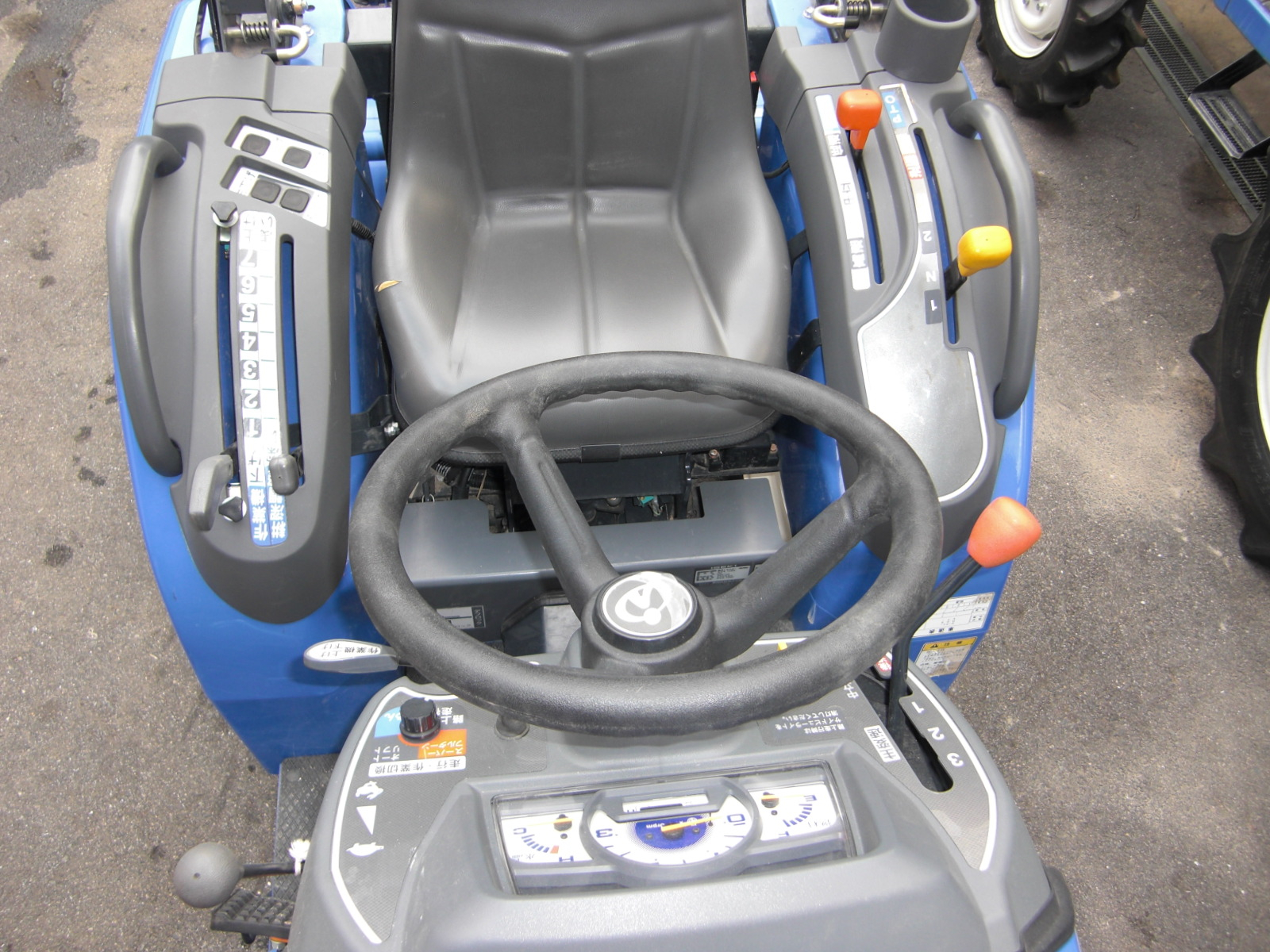 トラクター TQ15-LKXA2V 写真９