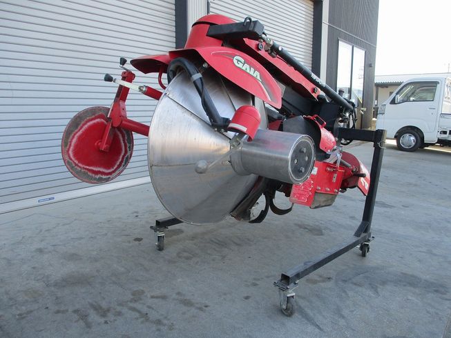 畦塗機 XR850F 写真３