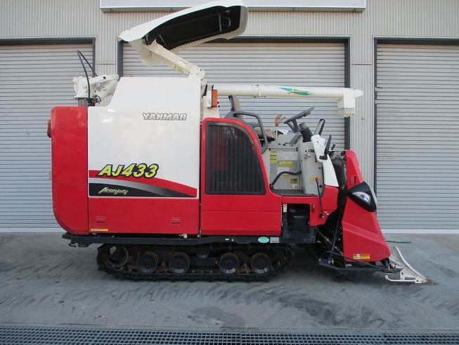 コンバイン AJ433 写真２