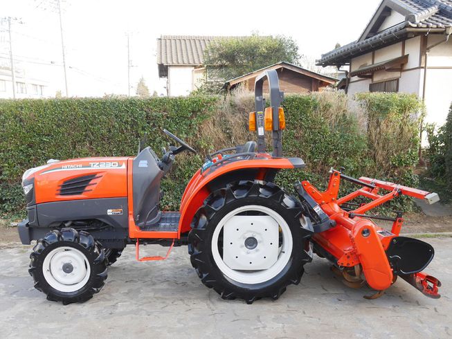 トラクター クボタKT230（日立TZ230） 写真２