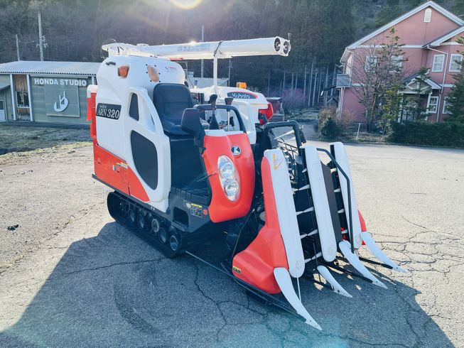 コンバイン ARN320-GDXMW 写真２