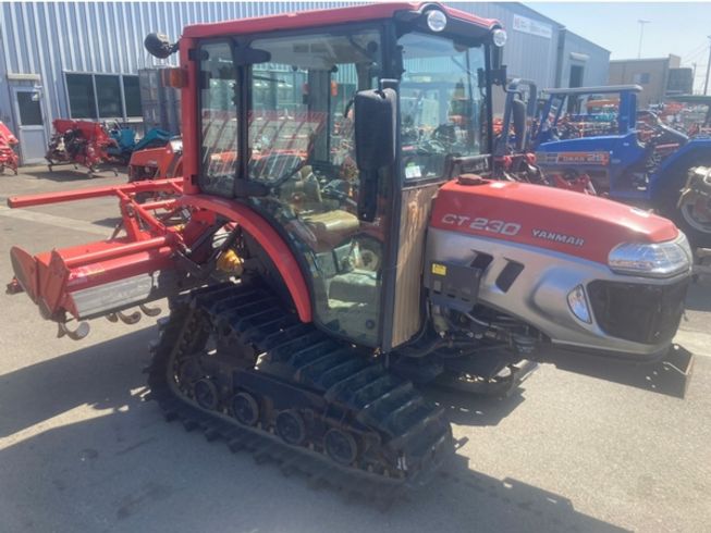 トラクター CT230 写真２