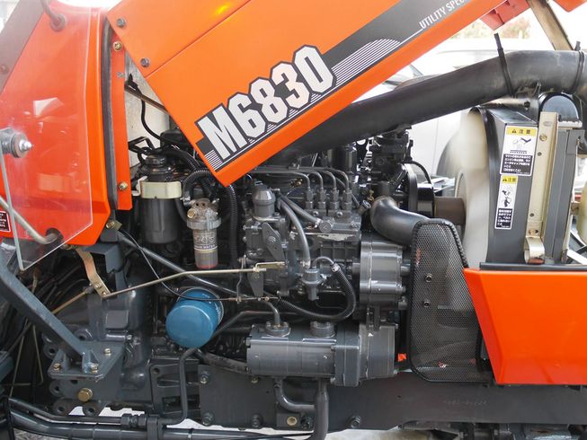 トラクター M6830 写真10