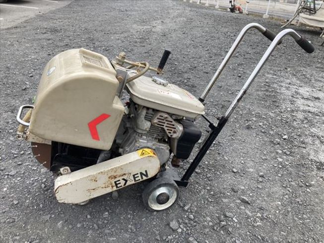 コンクリートカッター ERC12VC 写真２