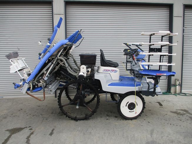 田植機 NP70GｰLF 写真４