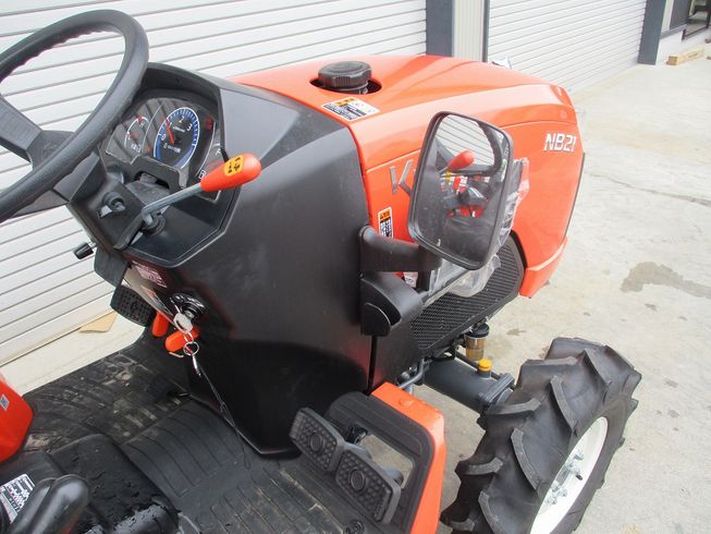 トラクター NB21ｰFMA 写真３