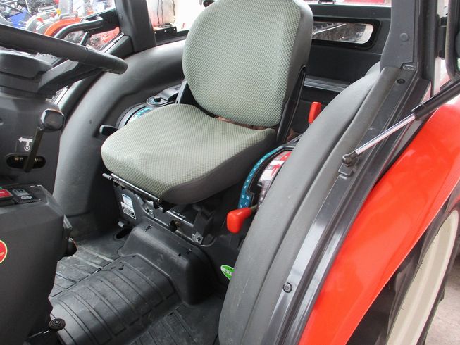 トラクター L300D-FQBMA 写真５