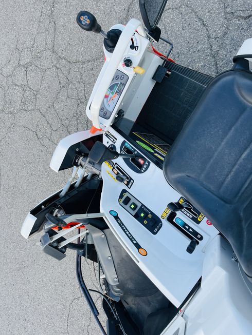 コンバイン ARN216-GLW2 写真９