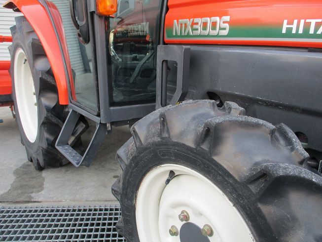 トラクター NTX300S（L300D) 写真２