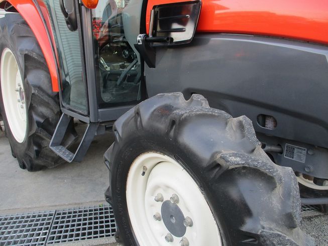 トラクター L31RｰFQMANPP 写真４