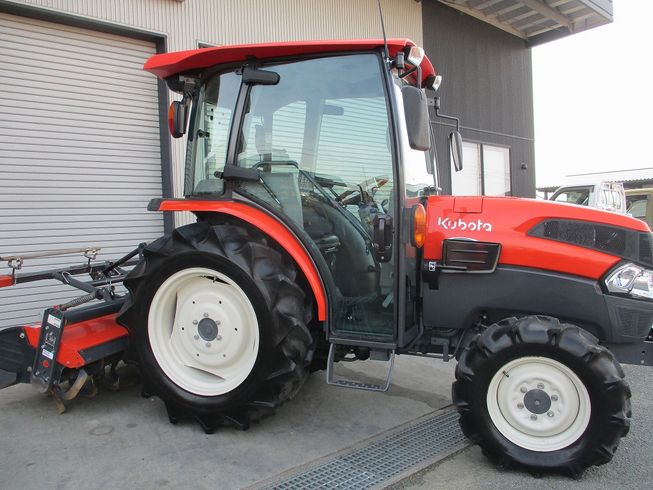 トラクター L31RｰFQMANPP 写真２