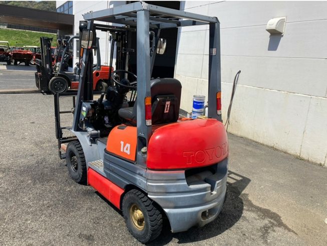 フォークリフト 6FG14 写真４