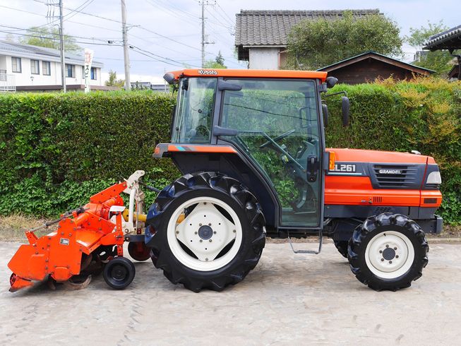 トラクター クボタ GRANDEL GL261 写真３