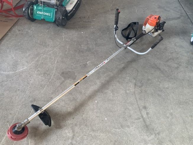 草刈機 MB2650 写真２