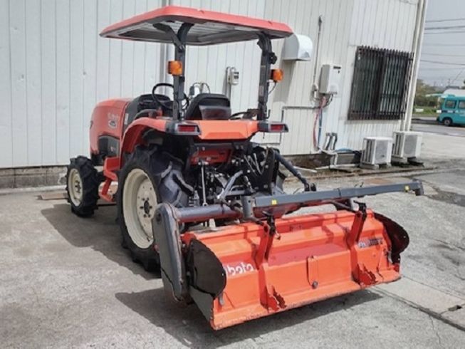 トラクター T23D 写真４