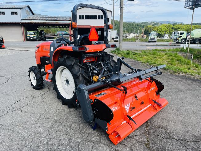 トラクター FT240-SP 写真４