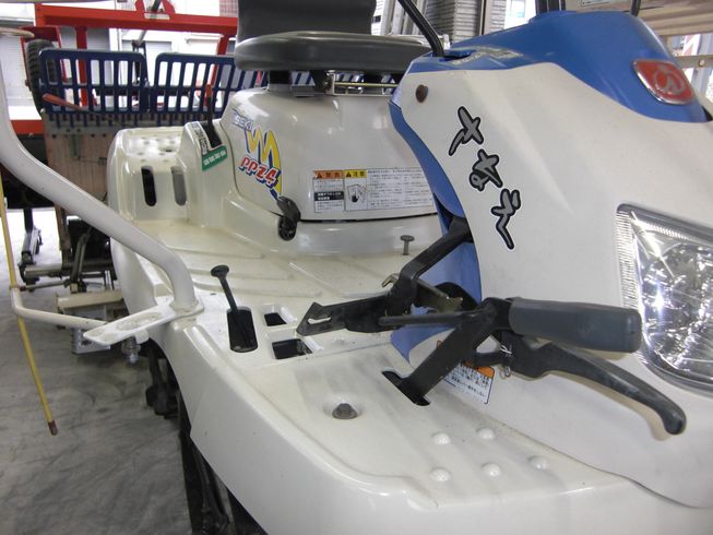 田植機 PPZ4-DL 写真５