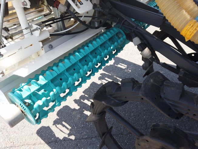 田植機 整備済 SPU450P-IT5FR 写真４