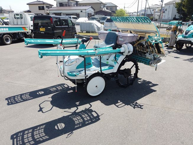 田植機 整備済 SPU450P-IT5FR 写真２