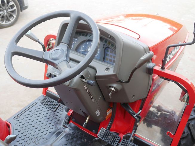 トラクター ヤンマー エコトラAF326 写真５