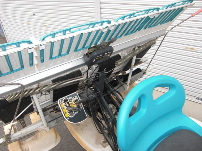 田植機 JC4A　パワステ 写真５