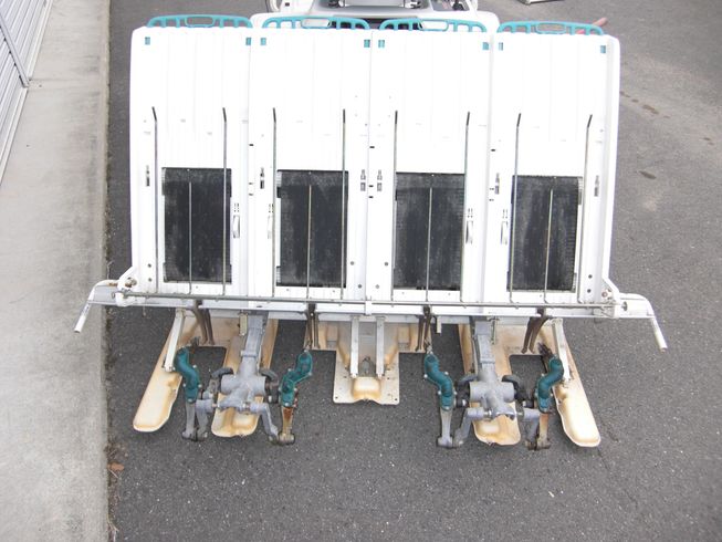 田植機 JC4A　パワステ 写真７