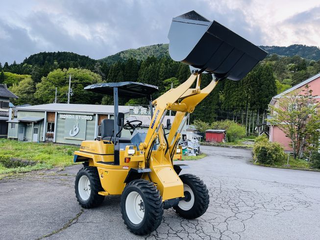 タイヤショベル  WA20-2 写真２