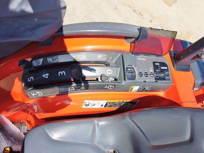 トラクター 【整備済】T245DBMARF5 写真５