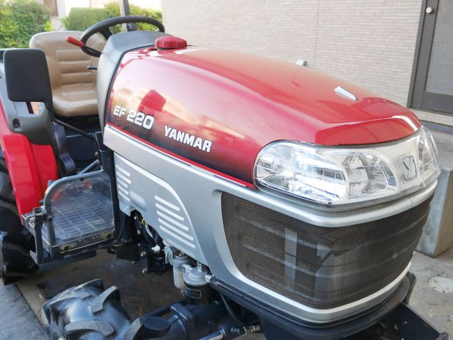 トラクター EF220 写真２