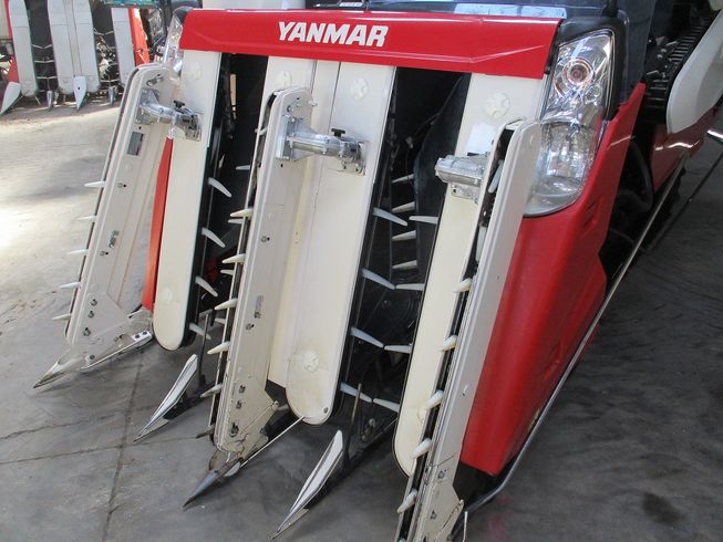 コンバイン AE434 写真３