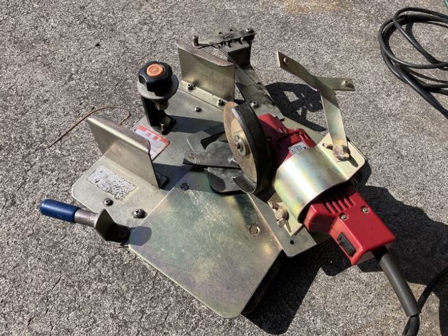 研磨機 チップソー研磨機(赤) 写真５