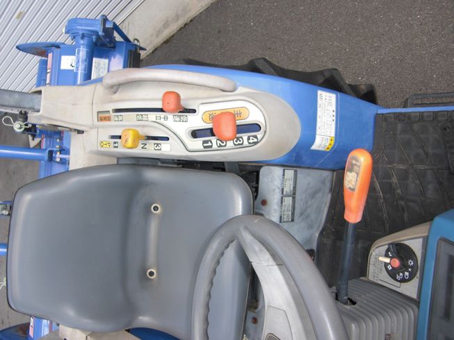 トラクター TH233-BA15D 写真４