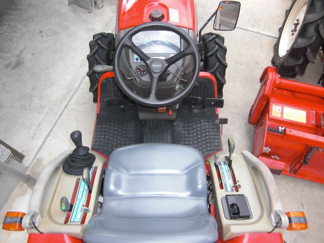 トラクター AF120VPUS4 写真８