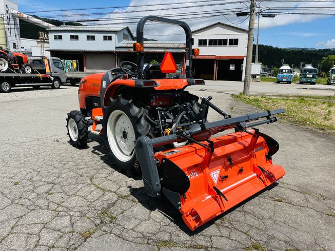 トラクター FT240SP 写真４