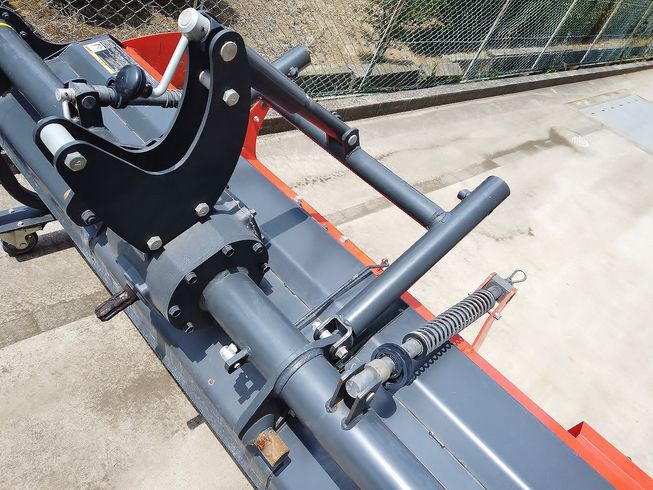 ロータリー MZ用クボタ純正ヒッチRD200Z 写真６