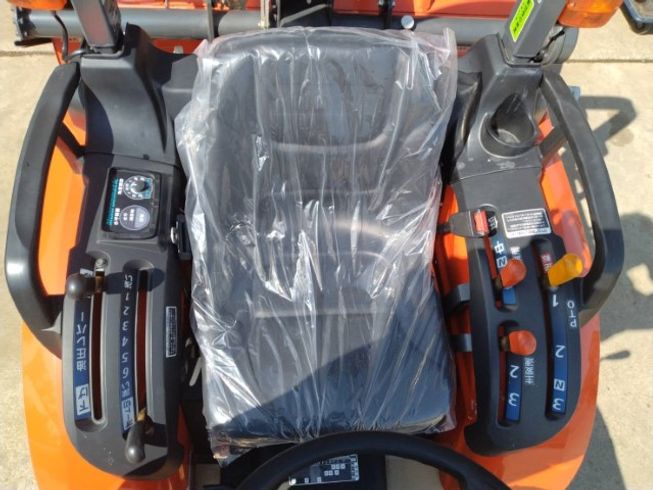 トラクター KB17XMARF13B 写真４