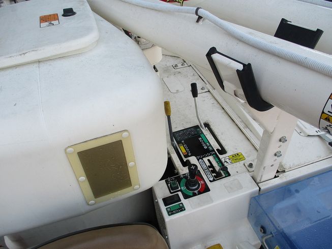 コンバイン AJ323 写真８