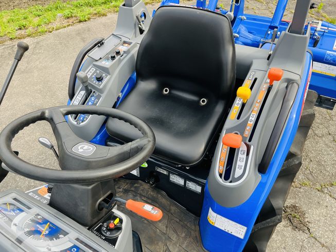 トラクター TH215-B 写真８