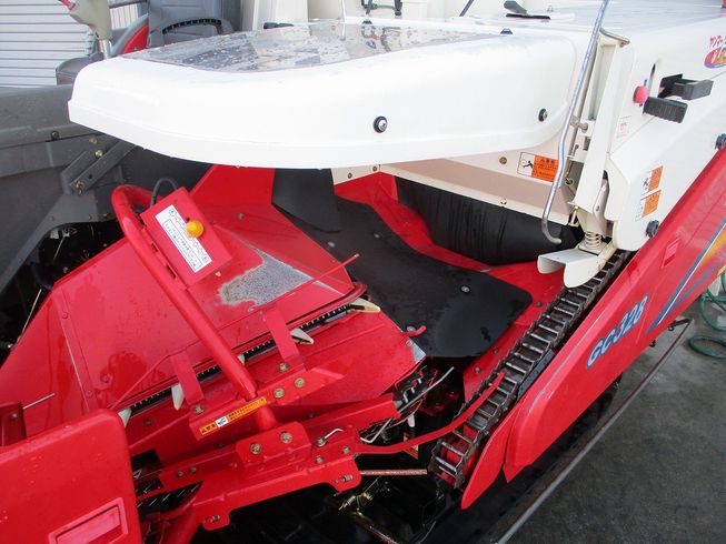 コンバイン GC328 写真５