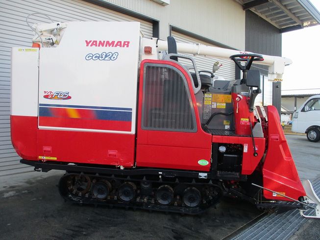 コンバイン GC328 写真３