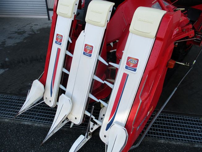 コンバイン GC328 写真８