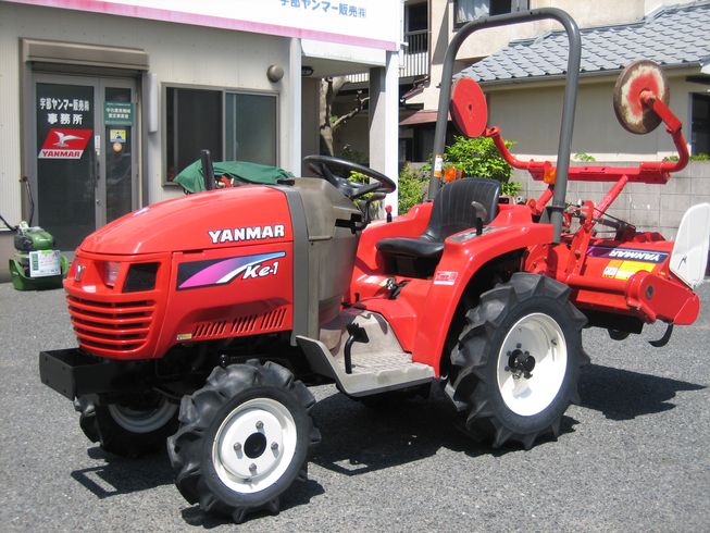 トラクター Ke-1 AS1 写真２