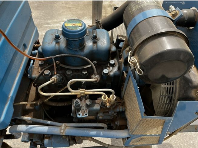 トラクター E18D 写真９