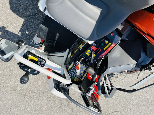 コンバイン ER213NG-W 写真９