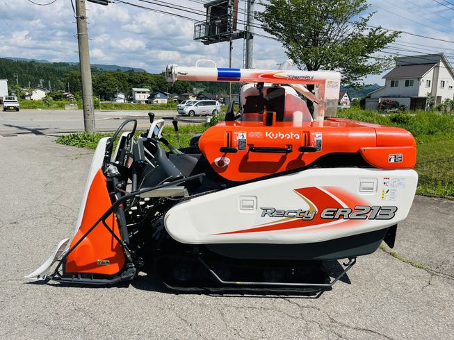 コンバイン ER213NG-W 写真４