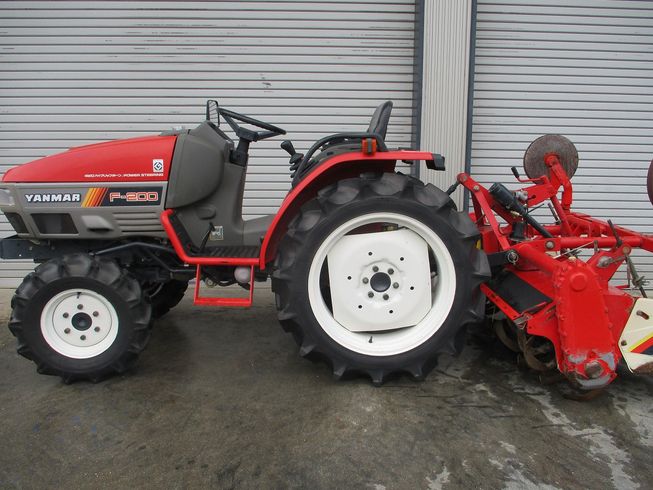 トラクター F200 写真７