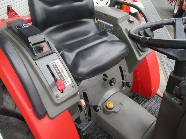 トラクター F200 写真４